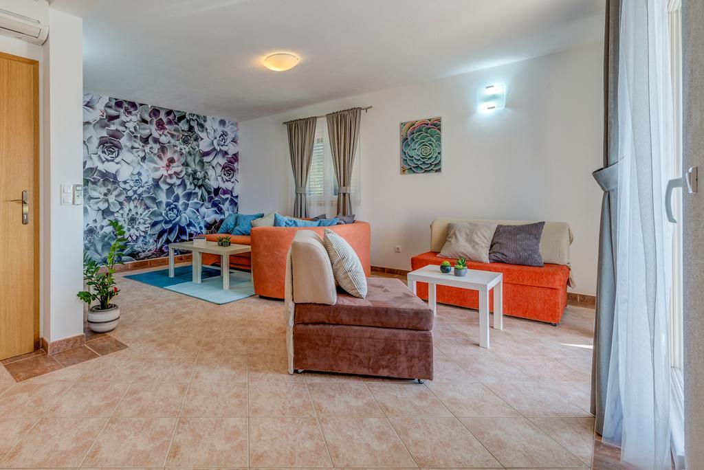 Holiday Home Mirna Vala Севид Экстерьер фото