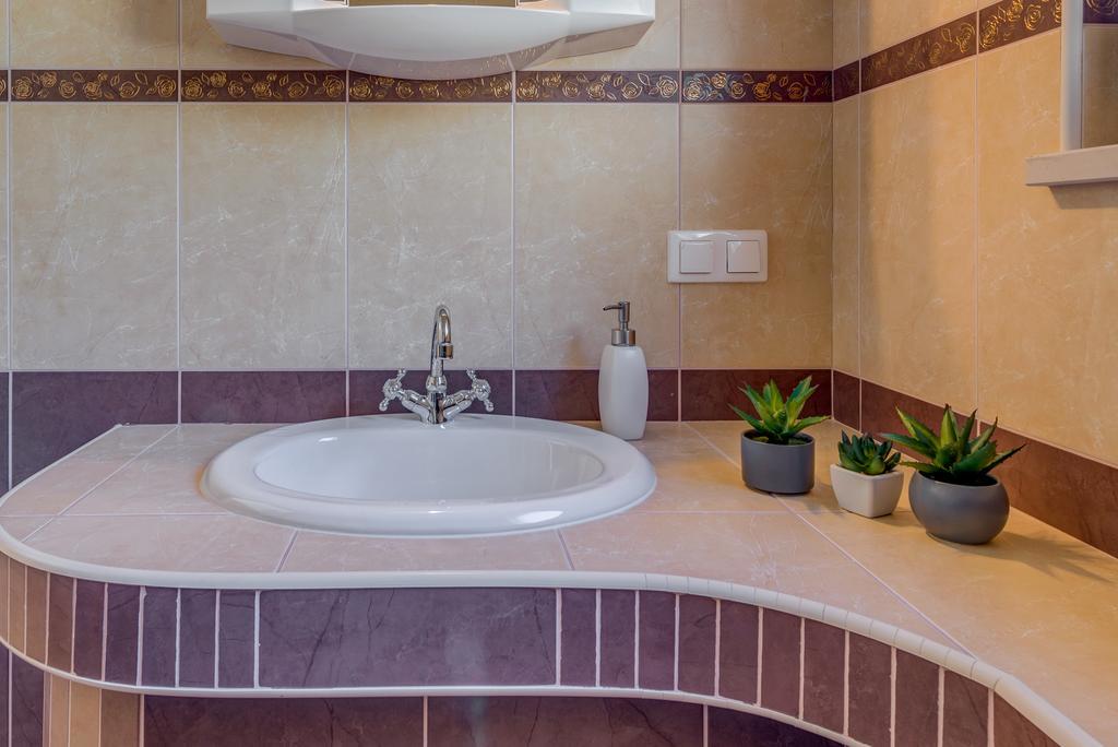 Holiday Home Mirna Vala Севид Экстерьер фото